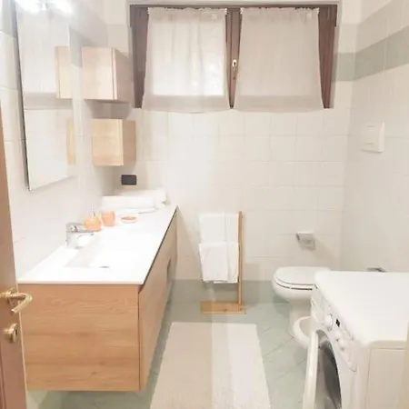 Apartamento Memy's House Trilocale Con Giardino Sirmione