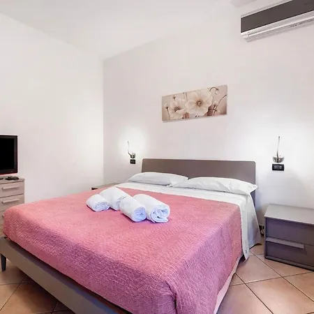 Apartamento Memy's House Trilocale Con Giardino *